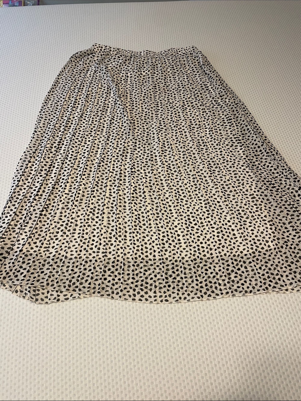 Joie Cream Pleated Lined Skirt with Black Spot Print